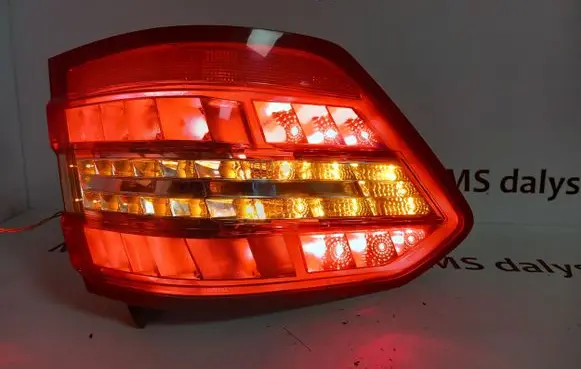 Mercedes-Benz E W212 Rear/tail lights A2128203864 2128203864