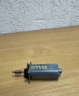 Land Rover Range Rover Sport L494 Seat adjustment motor 984685106 D7775