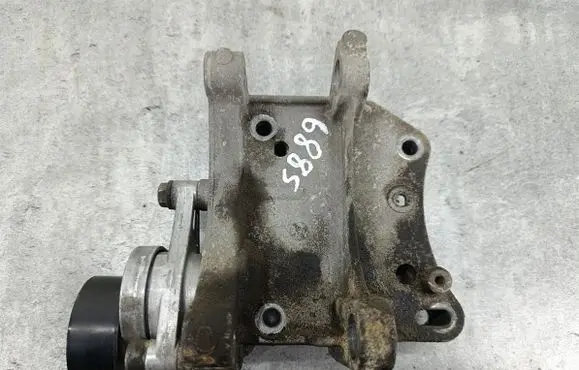 Peugeot 207 Generator/alternator bracket 9659197780