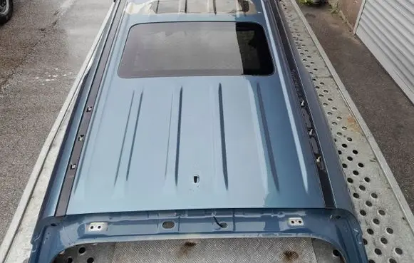 KIA Carnival Roof 