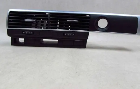 Audi A6 S6 C6 4F Dash center air vent grill 4F2820951 52494