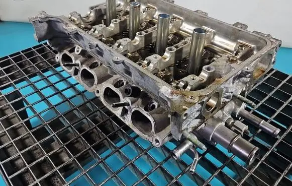 Toyota Auris E180 Engine head 1ZR IMPRK1585748