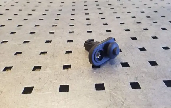 Hyundai i40 Rear door sensor 