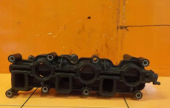 Audi Q7 4L Intake manifold 059129711BF SSACY