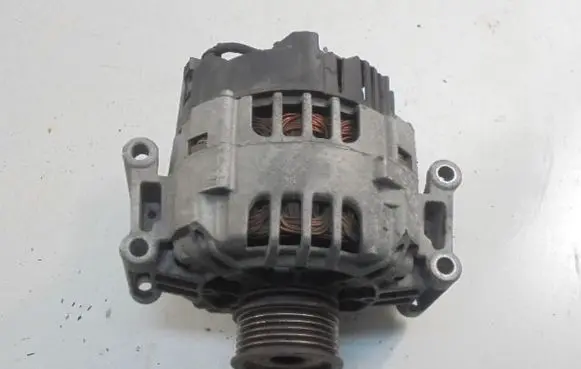 Audi A6 Allroad C5 Generator/alternator 06D903016A