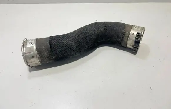 BMW X7 G07 Intercooler hose/pipe 8599392