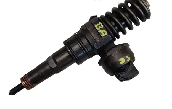 Audi A4 S4 B6 8E 8H Fuel injector 038130073BA