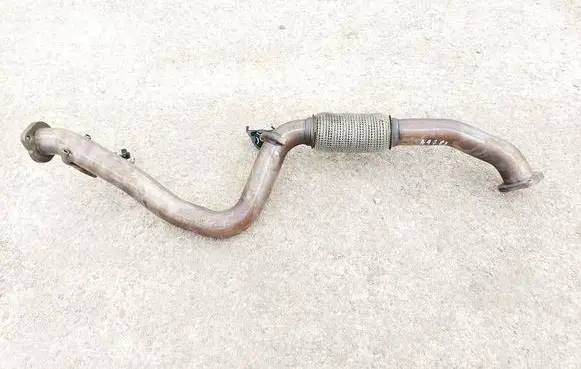 Jeep Renegade Muffler pipe connector clamp 