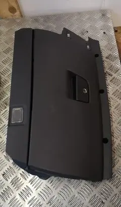 Volvo V50 Glove box 8626141