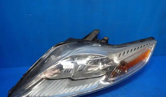 Ford Mondeo MK IV Headlight/headlamp BS71-13W030-BF