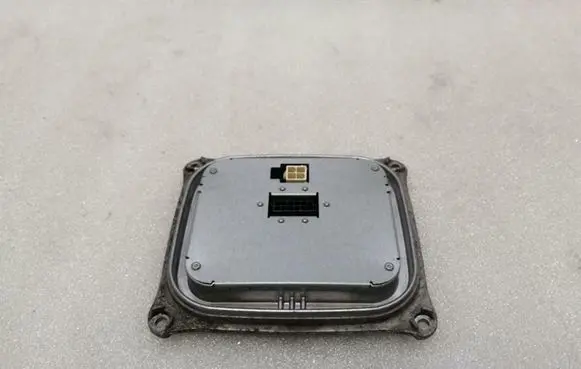 Mercedes-Benz S W221 Headlight ballast module Xenon A2218706389