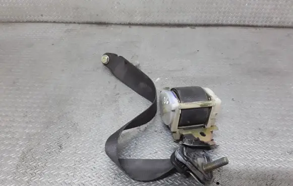 Opel Frontera A Rear seatbelt