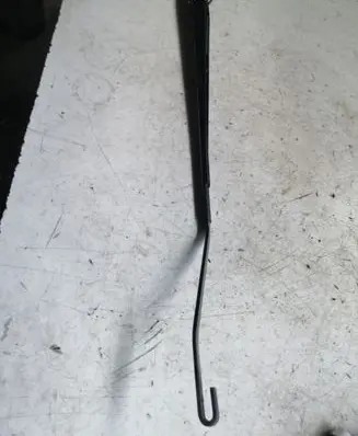 Opel Insignia A Front wiper blade arm 13227400