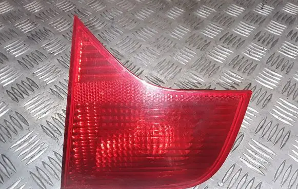 Audi A4 S4 B6 8E 8H Tailgate rear/tail lights 96503802