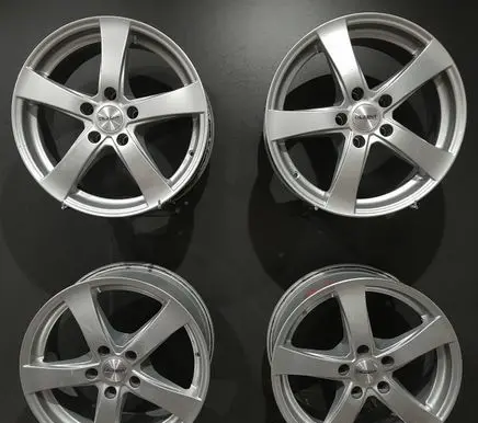Hyundai i30 R17 alloy rim KBA47688