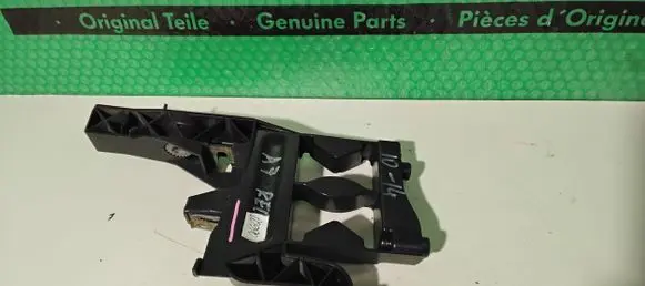 Audi A7 S7 4G Headlight/headlamp mounting bracket 4G8805608