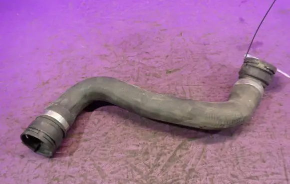 BMW 5 E60 E61 Engine coolant pipe/hose