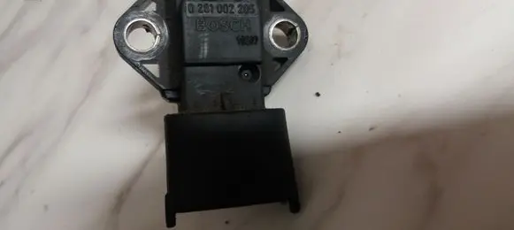 Land Rover Discovery Air pressure sensor 0281002205