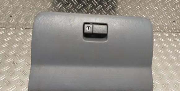 Toyota RAV 4 (XA20) Glove box 5555042030 5555142030