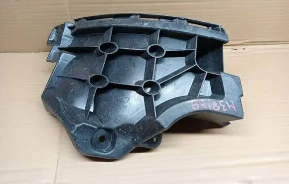 Audi Q8 Rear bumper mounting bracket 4M8807393