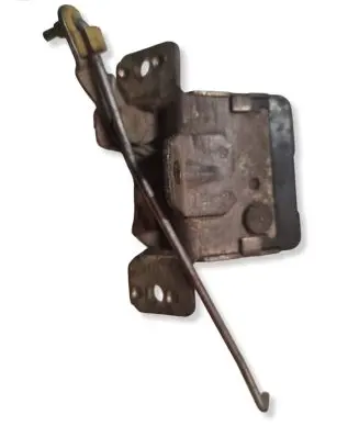Opel Astra F Tailgate/trunk/boot lock/catch/latch 55607 18194