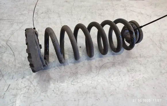 Jaguar XF X260 Rear coil spring