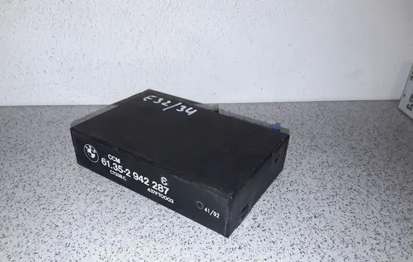 BMW 5 E34 Other control units/modules 61352942287 2942287
