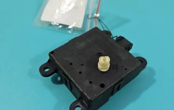 Nissan Qashqai A/C air flow flap actuator/motor 3J01030850 IMPRK1569376