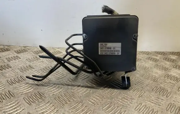 BMW 7 F01 F02 F03 F04 ABS Pump 6799048 6799050