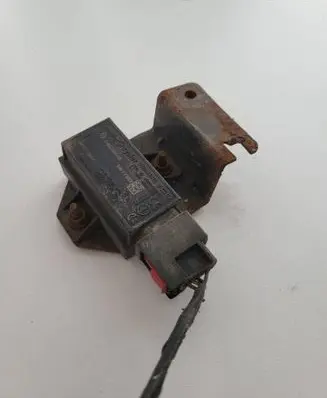 Chrysler 300 - 300C Tire pressure sensor 04602504AB