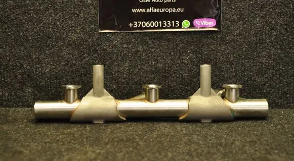 Audi Q7 4M Fuel main line pipe 06E130089AC