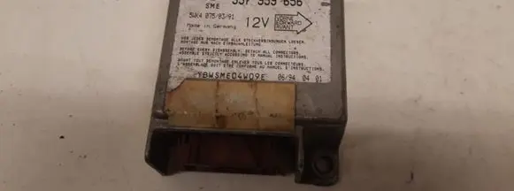 Volkswagen PASSAT B4 Airbag control unit/module 357959656