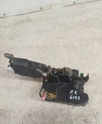 Subaru Legacy Front door lock