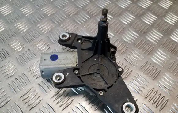 Nissan Juke I F15 Rear window wiper motor 287101KA0A W000018912