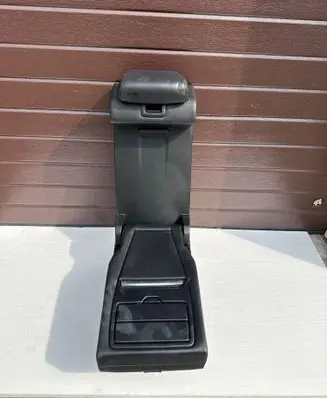 BMW X6 F16 Rear seat armrest 
