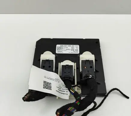 Volkswagen Golf VII Central body control module 5Q0937086AH F005V01737