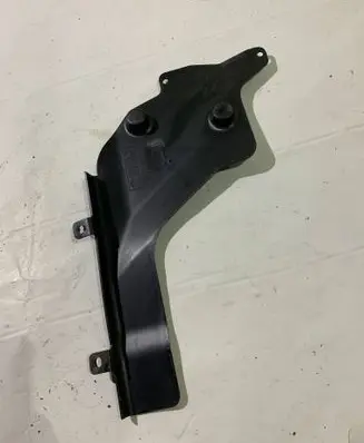 BMW 5 E39 Other trunk/boot trim element 1702797