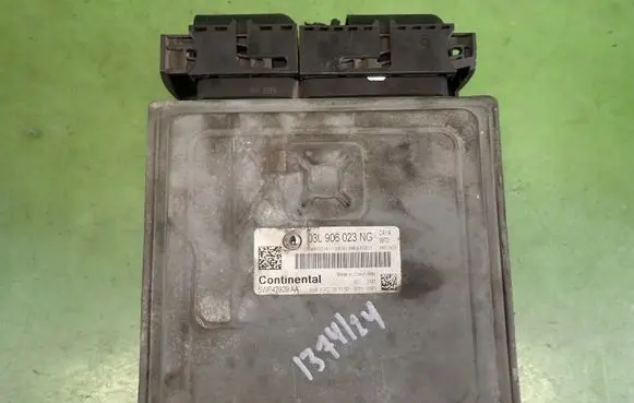 Skoda Fabia Mk2 (5J) Engine control unit/module ECU
