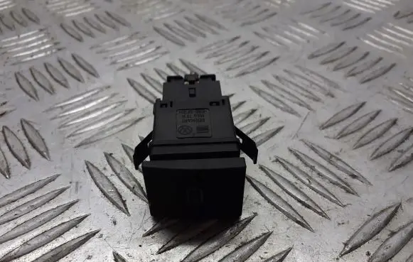 Volkswagen Polo IV 9N3 Windscreen/window heater switch 6Q0959621