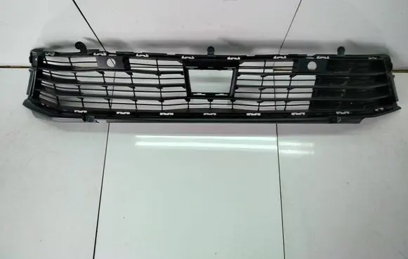 Front bumper lower grill