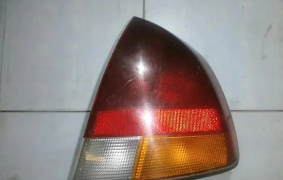 Mitsubishi Carisma Rear/tail lights 29212201