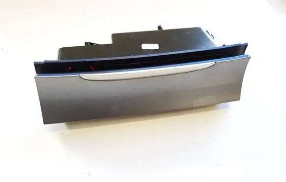 Volkswagen PASSAT B6 Car ashtray 3C0863284A
