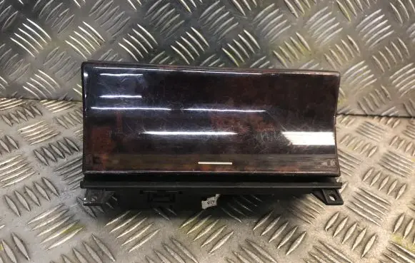Mercedes-Benz E W210 Car ashtray