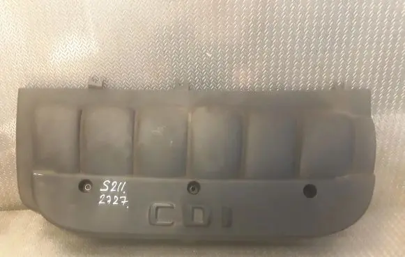 Mercedes-Benz E W211 Engine cover (trim) 6130101067 A6130101067