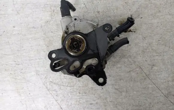 Volkswagen PASSAT B6 Vacuum pump 03G145209BOSCH