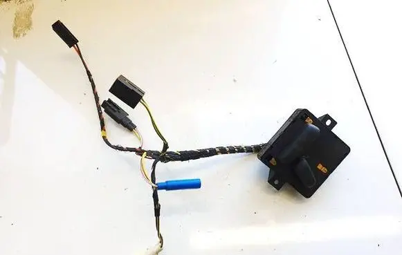 Ford Mondeo Mk III Seat control switch 1s7t14a701ad