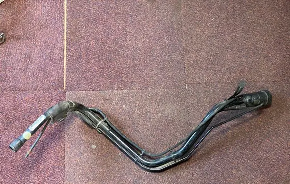 Ford Explorer VI Fuel tank filler neck pipe L1M39034AJ