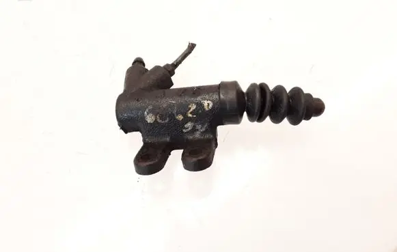 Clutch slave cylinder