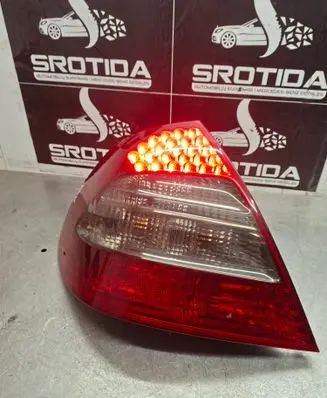 Mercedes-Benz E W211 Rear/tail lights A2118202564 43372116