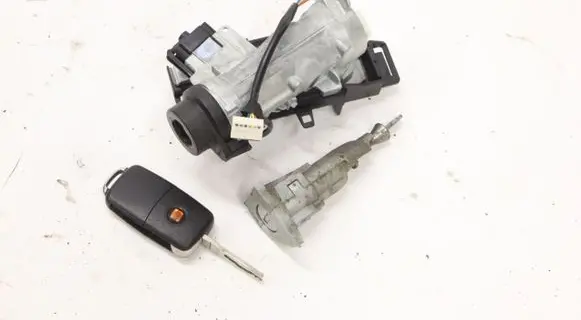 Seat Alhambra (Mk2) Ignition lock 1K0905851B